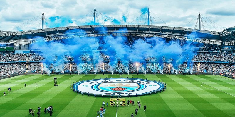 Premier League là sự đối đầu và thăng hoa của nhiều đội tuyển lớn